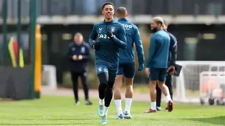 九游体育app-离谱！阿斯顿维拉清晨调整名单赛前法兰克福单刀错失——西甲节点到来，本菲卡清晨回应争议