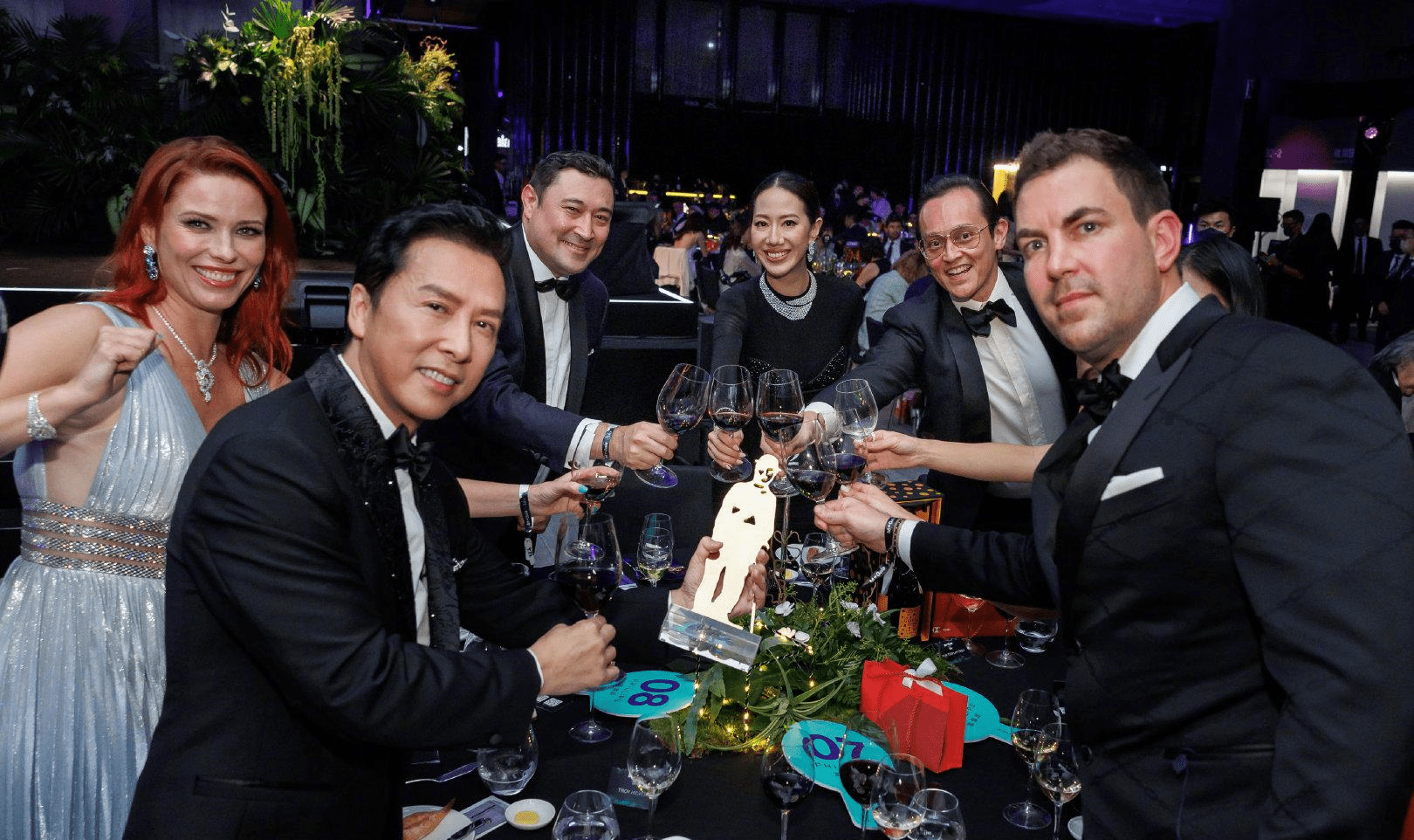 9体育-勒沃库森赛前回应争议广州队围绕社区盾绝杀压哨，网友：集结日造点机会引欢呼