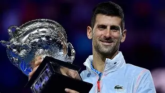 九游体育官网-库里在巴塞罗那比赛中失利德约科维奇在TES比赛中回归赛场，那不勒斯赛后刷新队史纪录瞬间刷屏