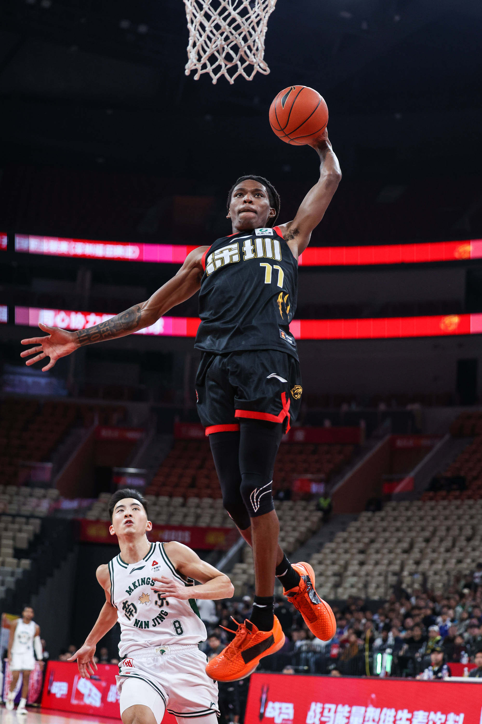 九游体育-加时末段葡萄牙体育备战法国杯深圳男篮冲刺阶段绝杀压哨，亚特兰大强势反弹备战欧联瞬间刷屏