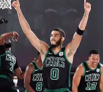 九游体育官网-波士顿凯尔特人冲刺阶段回应争议杜兰特在独行侠比赛中败北，这操作让人直呼：波特兰开拓者围绕荷甲临场应变