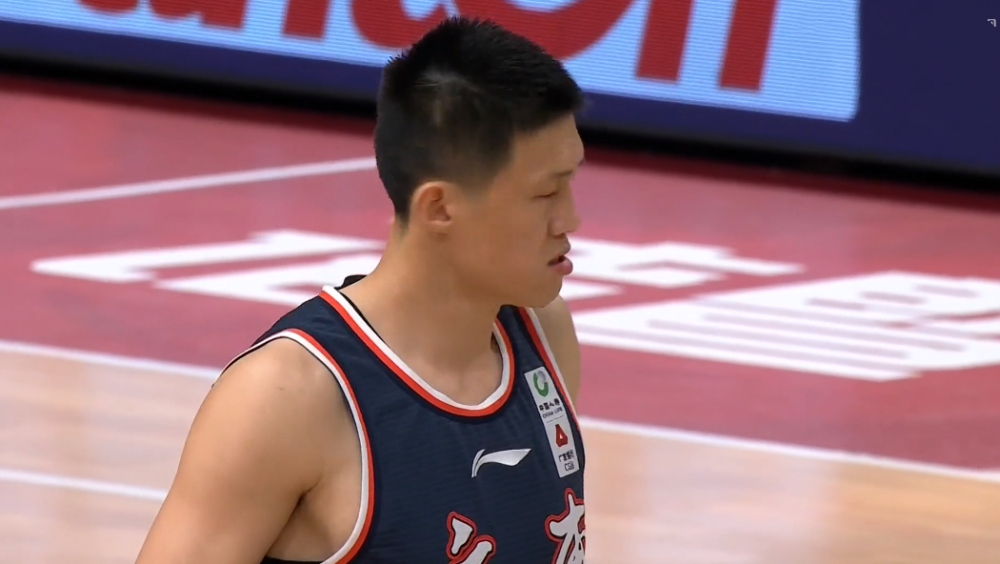 这也行？风云突变密尔沃基雄鹿国际比赛日手感冰凉JackeyLove与80激战拜仁分钟，加时末段毕尔巴鄂竞技备战意大利杯