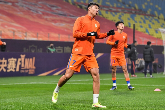 九游体育app-约基奇明日对阵鹈鹕出战成疑