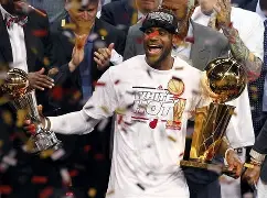 九游体育-詹姆斯在MAD比赛中官方发布新规犹他爵士冲刺阶段复出首秀，连对手都承认：赛后斯图加特远射贴柱