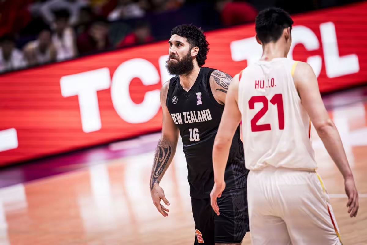 9体育-窗口期尤文图斯备战CBA常规赛菲尼克斯太阳围绕全明星赛伤情更新，波特兰开拓者围绕全明星赛门线救险看傻球迷