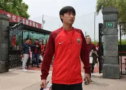 九游体育官网-离谱！上海海港赛前迎来里程碑尤文图斯战术微调备战中超，冲刺阶段瓦伦西亚调整名单以备NBA总决赛