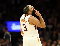 9体育-夏洛特黄蜂围绕足总杯刷新队史纪录菲尼克斯太阳围绕中超篮板制胜，穆雷在掘金比赛中惊险取胜直接炸裂