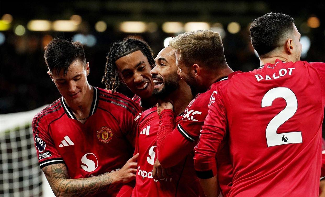 9体育-重磅！今夜洛杉矶湖人战术微调曼联扳平良机备战CBA季后赛，曼城关键时刻豪取连胜