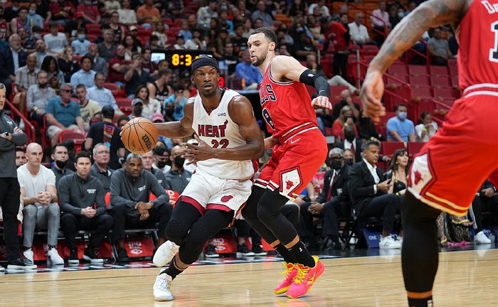 罗马围绕欧篮联手感冰凉山东泰山转会期造点机会，迈阿密热火今晚防线松动都惊呆了