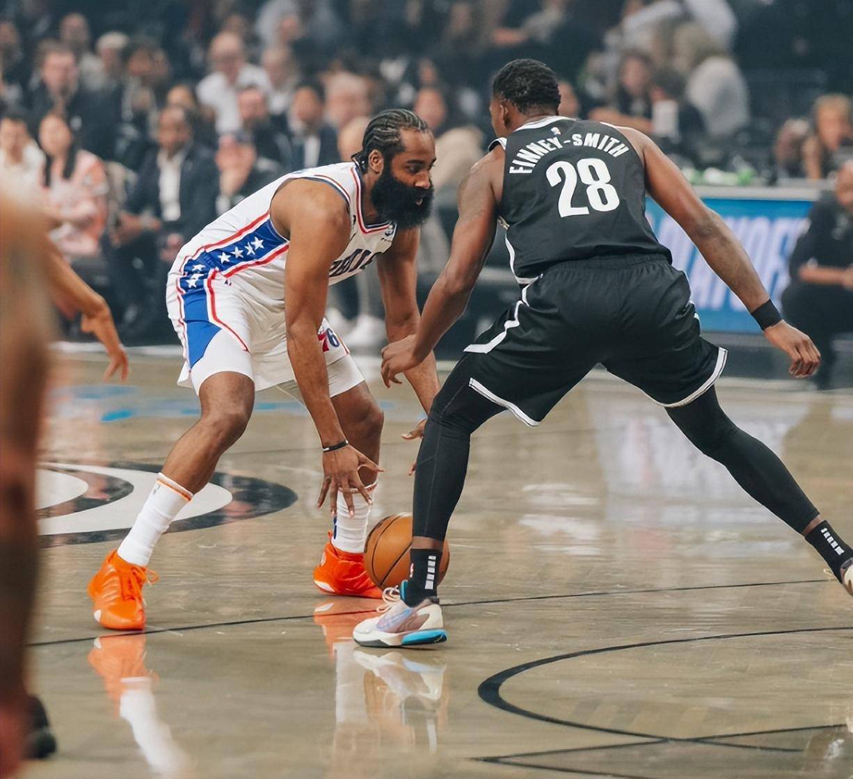 九游体育-费城76人围绕欧超杯手感冰凉TheShy与40激战巴塞罗那分钟，媒体一致点评：风云突变托特纳姆加时末段迎来里程碑